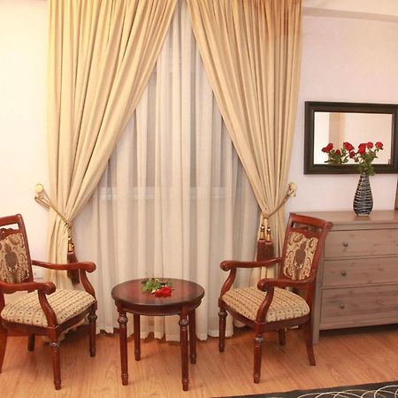 Solmile Family Guest House Addis Ababa Bagian luar foto