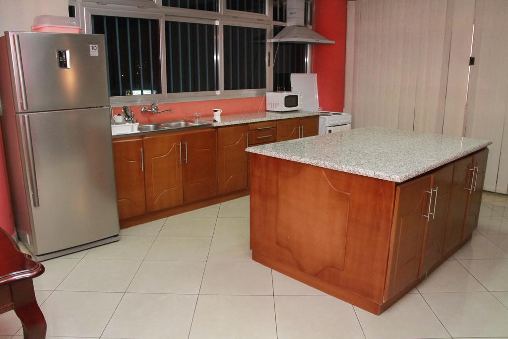 Solmile Family Guest House Addis Ababa Bagian luar foto