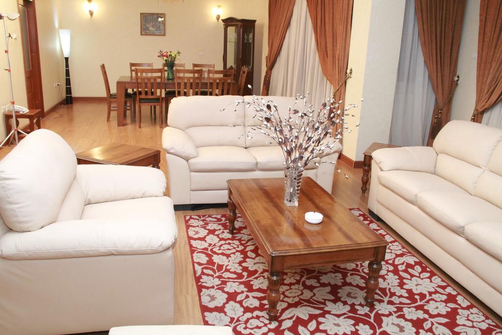 Solmile Family Guest House Addis Ababa Bagian luar foto