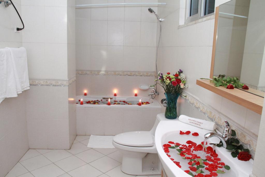 Solmile Family Guest House Addis Ababa Bagian luar foto