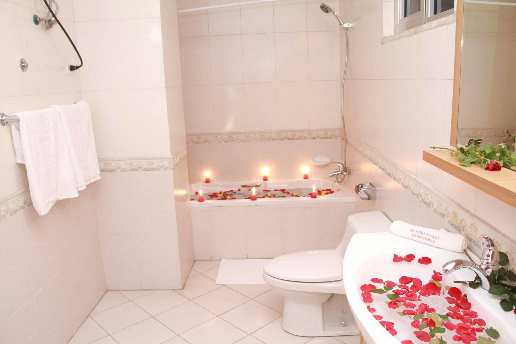 Solmile Family Guest House Addis Ababa Bagian luar foto